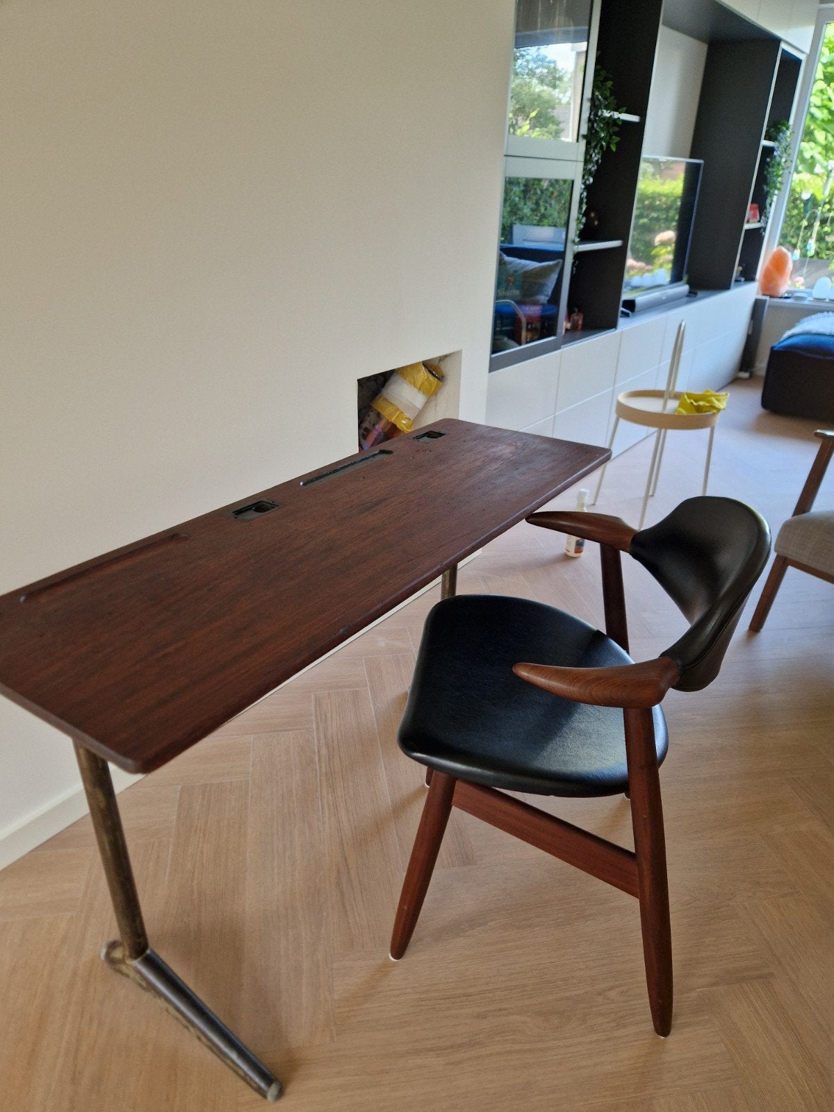 prachtig vintage set, schooltafel bureau met koehoorn stoel, Ophalen, Zo goed als nieuw