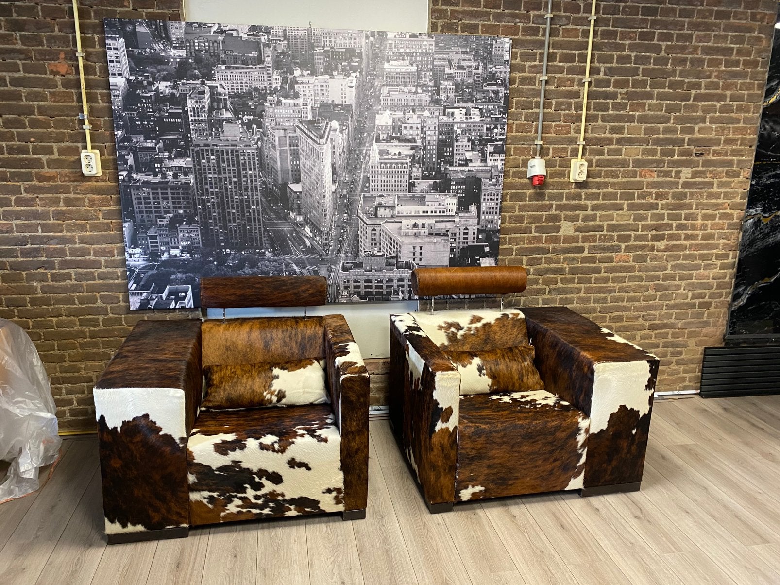 2 x Prachtige Koeienhuid fauteuils !!!, Huis en Inrichting, Ophalen, Gebruikt, Koeienhuid, 100 tot 125 cm