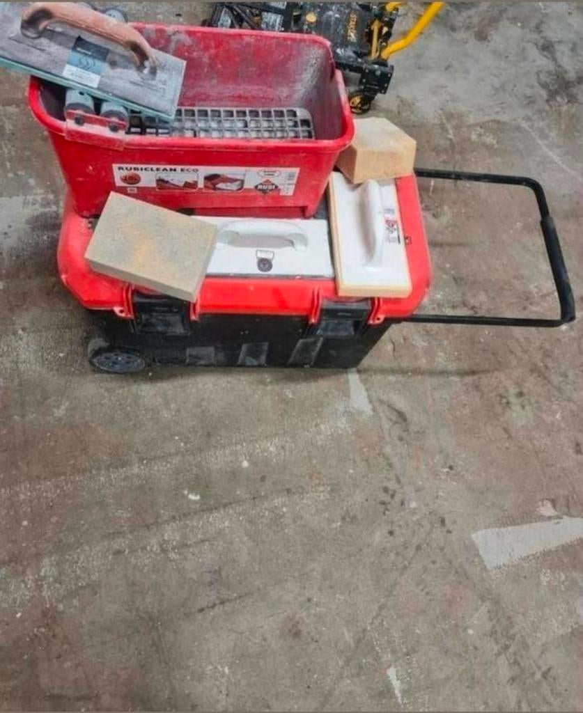 Rubi accessoires
Rubi Maxiclean kit inwasset + Rubi Professi, 60 cm of meer, Overige typen, Ophalen of Verzenden, Minder dan 5 m²
