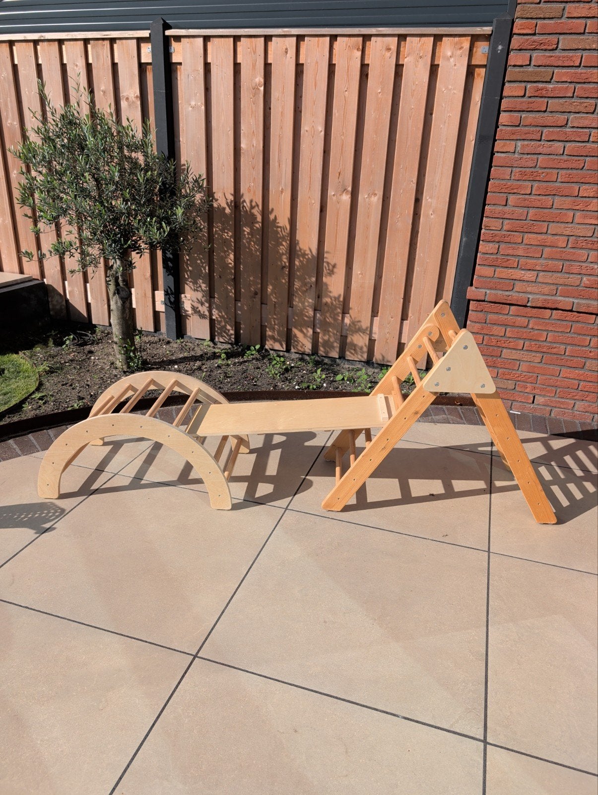 Houten Montessori Klimtoestel met Glijbaan en Klimboog, Ophalen, Zo goed als nieuw, Glijbaan