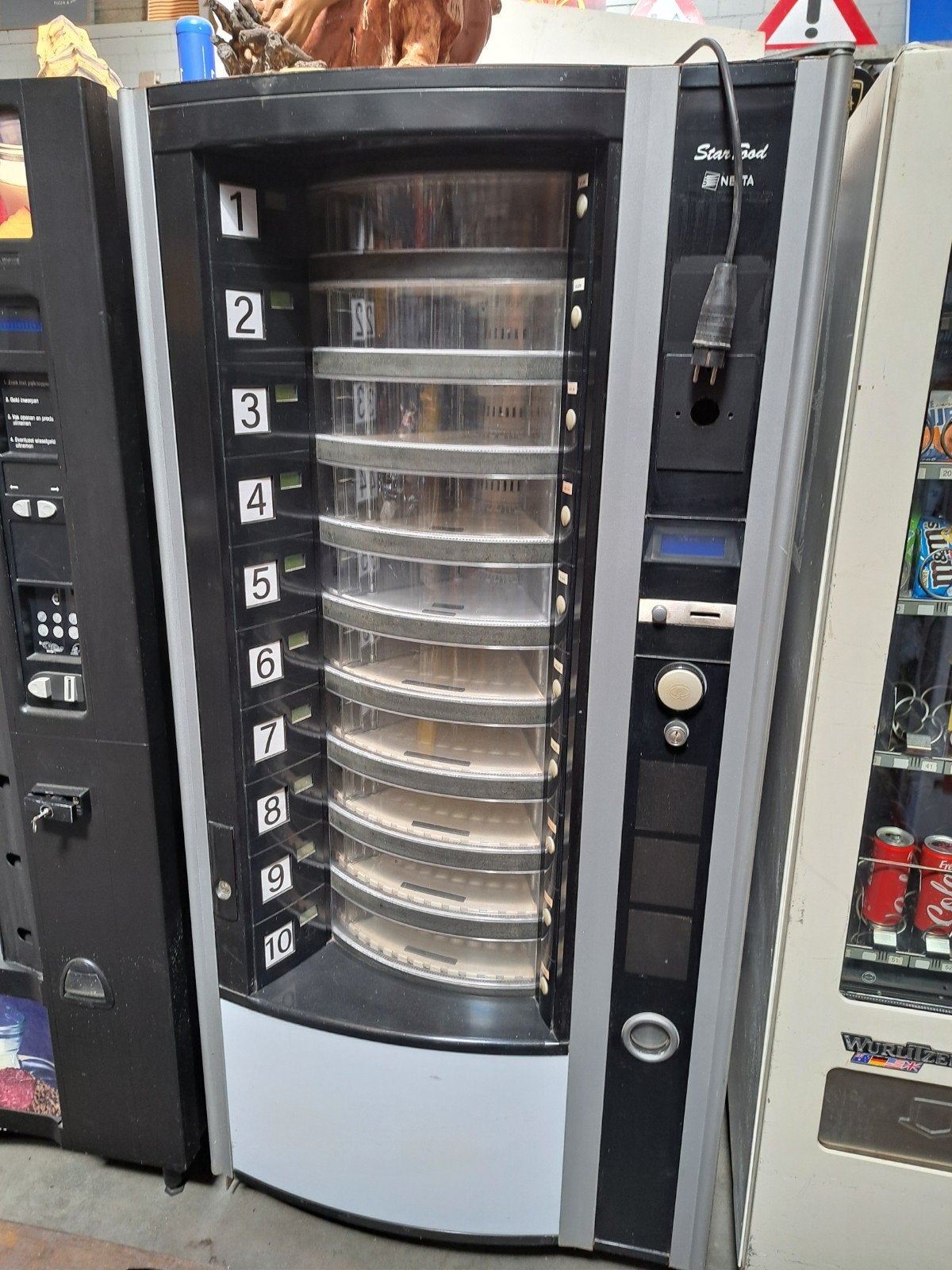 Gekoelde Broodjes/Eier Automaat - Necta StarFood, Ophalen, Gebruikt