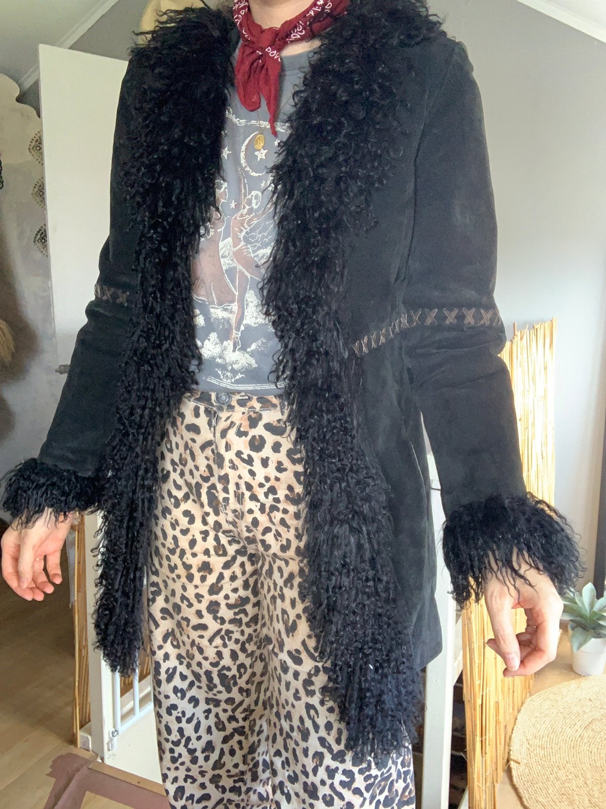 Naf Naf afghan coat S mongolian fur lammy coat, Kleding | Dames, Jassen | Winter, -, Zwart, -, Ophalen of Verzenden