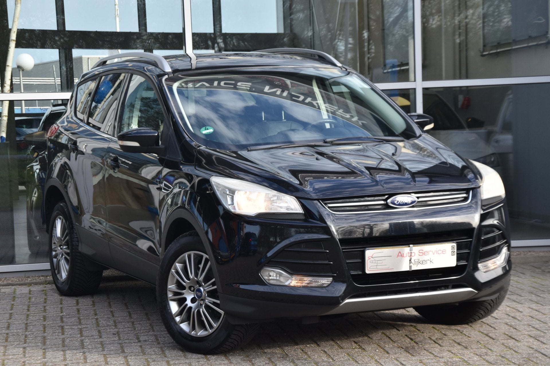 Ford Kuga 1.6 182PK 4WD Aut. Titanium | Pano | Leder | Navi, Gebruikt, Zwart, 4 cilinders, Zwart