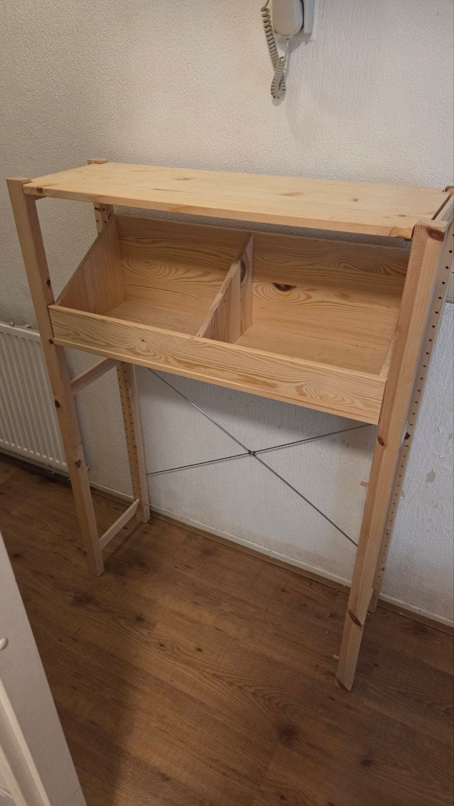 Houten opbergrek met twee bakken, Ophalen, Zo goed als nieuw