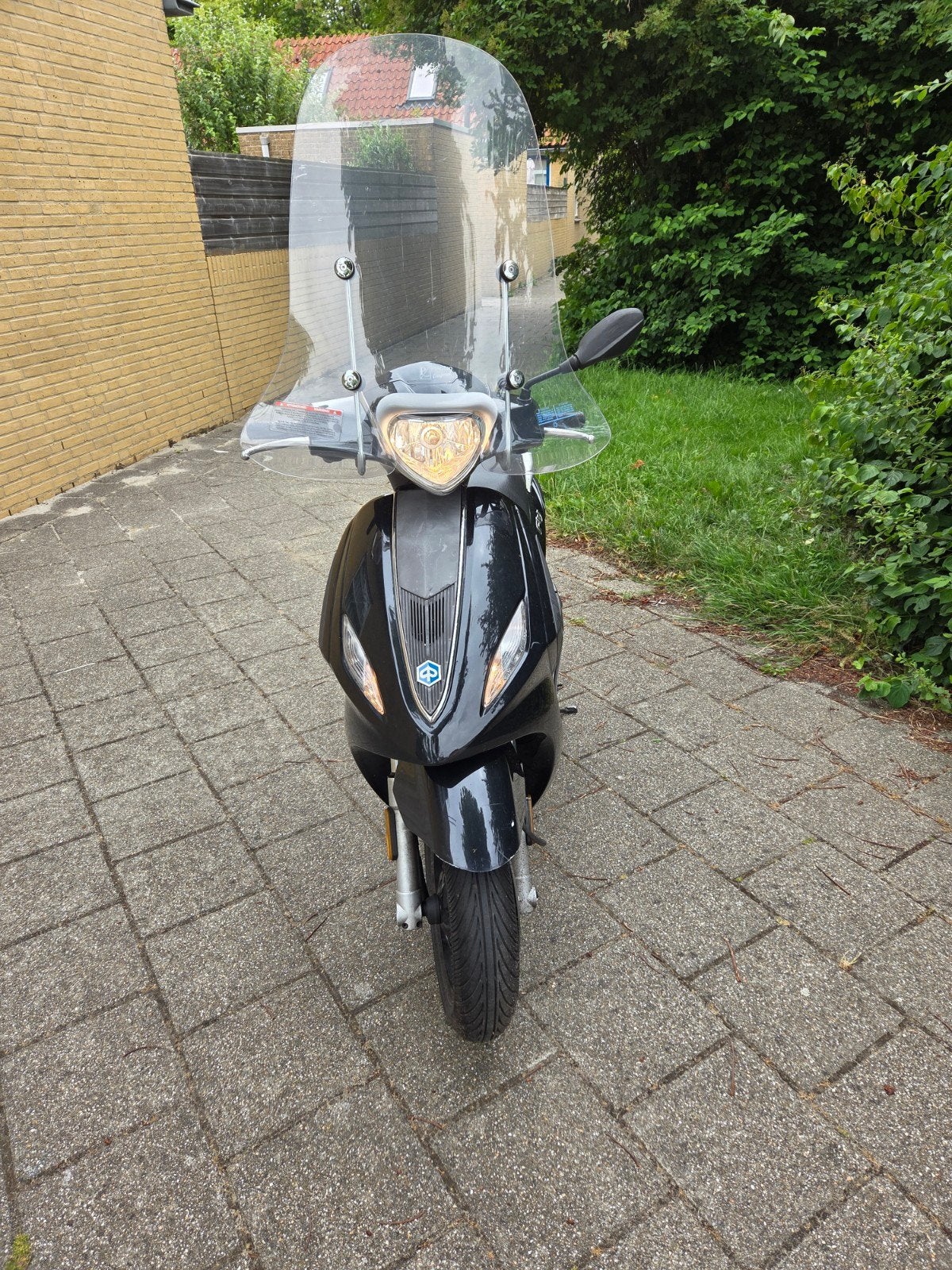 Piaggio Fly 4T4V - Zwart, met windscherm, Gebruikt, Maximaal 45 km/u, Ophalen of Verzenden, Fly