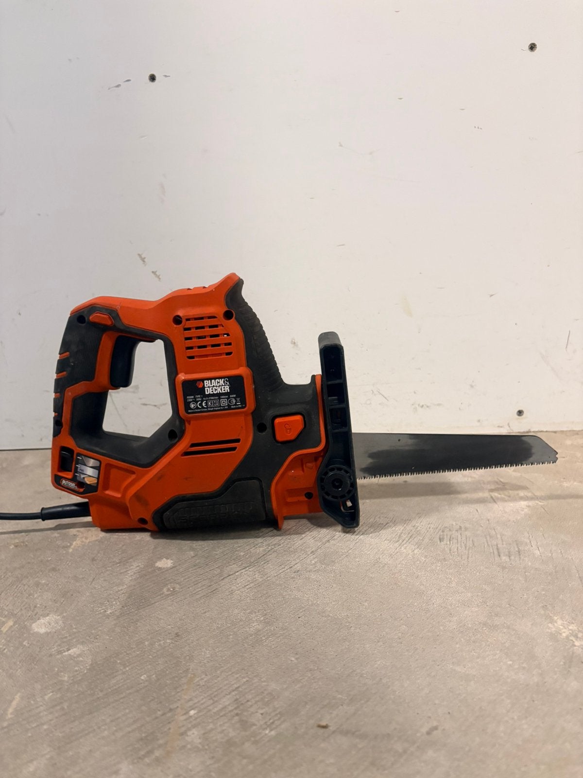 Reciprozaag Black&Decker, 70 mm of meer, Ophalen of Verzenden, Zo goed als nieuw, Reciprozaag