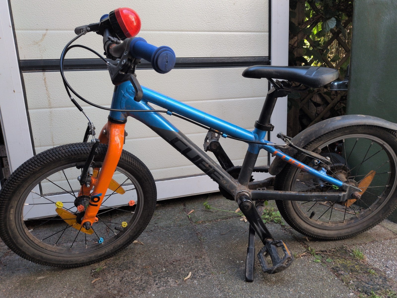Cube kinderfiets 16 inch - Blauw/Oranje, Ophalen, Velgrem, Cube, 16 tot 20 inch