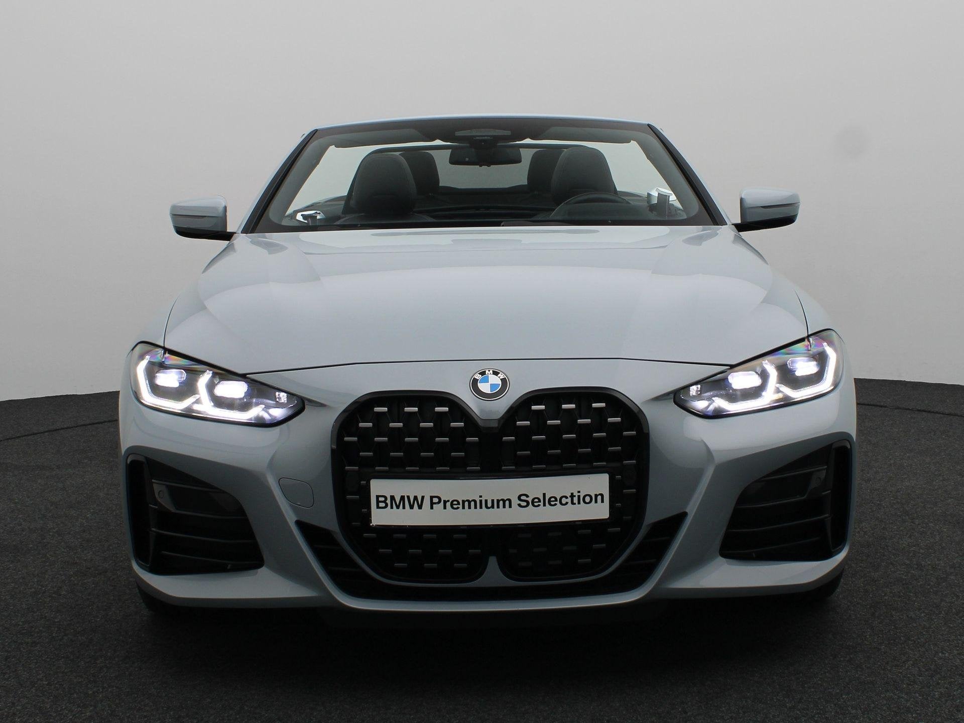 BMW 4 Serie Cabrio M440i xDrive Driving Assistant Profession, Auto's, 4-Serie, 4 stoelen, Bedrijf, Vierwielaandrijving