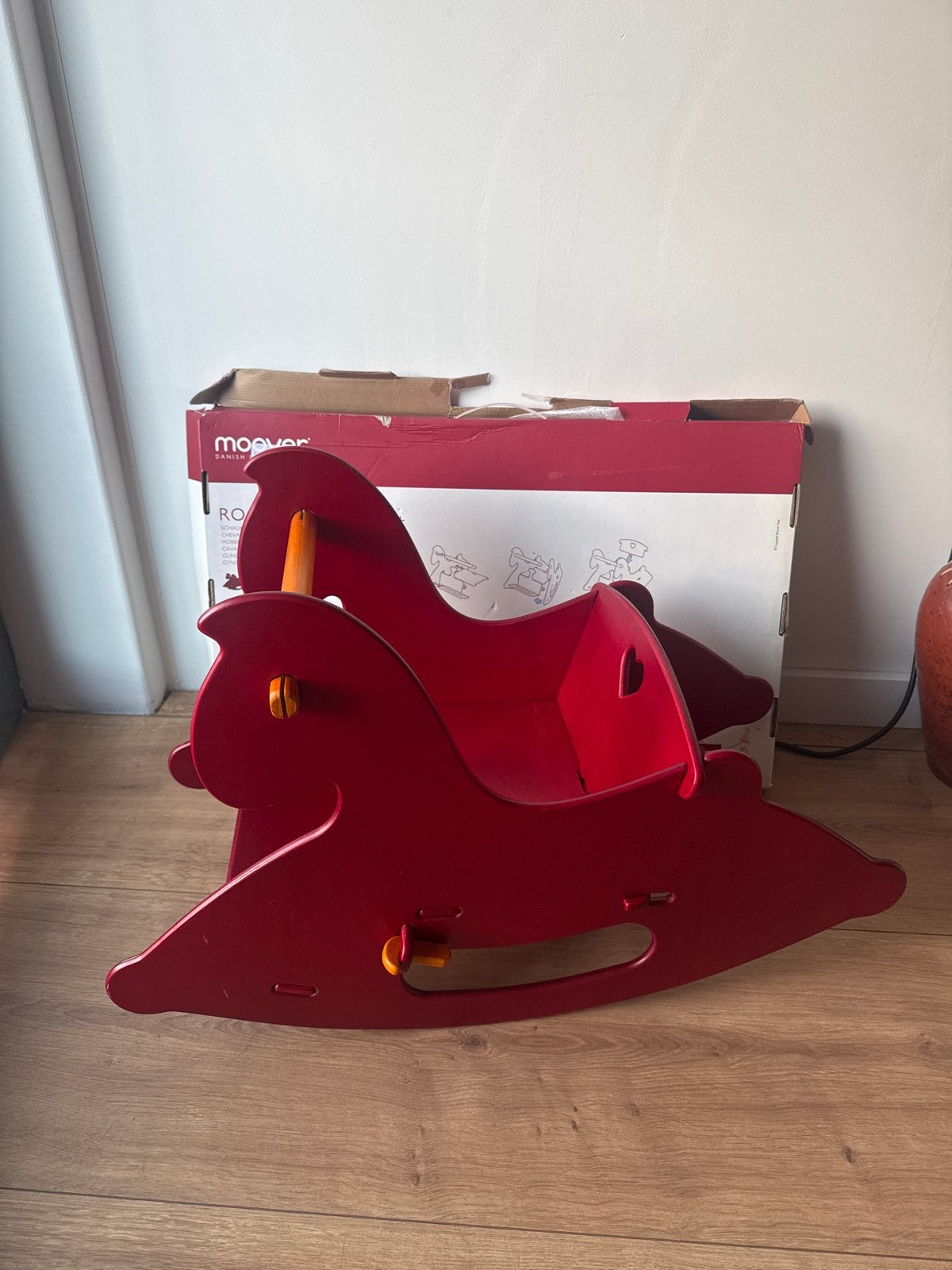 Moover Rocking Horse - Rood houten hobbelpaard, Ophalen, Zo goed als nieuw, Overige typen