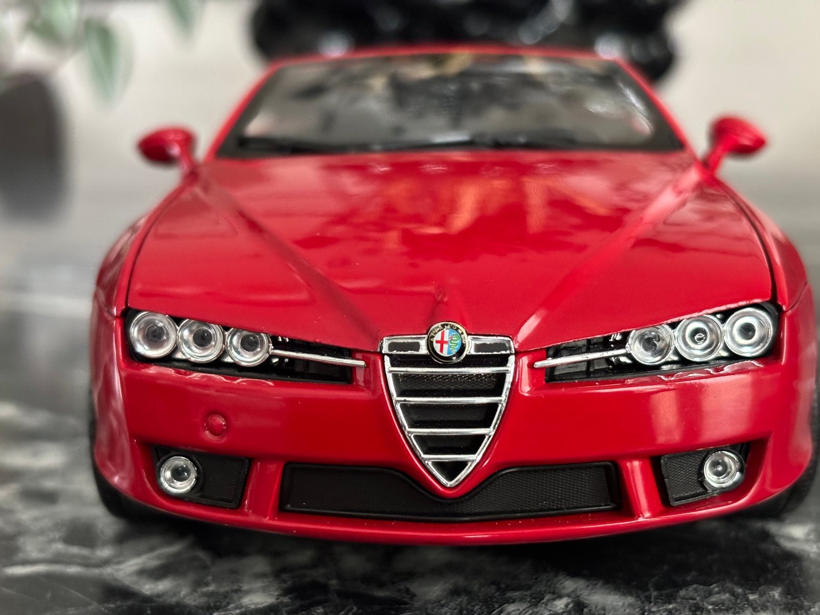 Alfa Romeo Spider (Brera type, 2011) Welly 1:18 Prachtig!, Hobby en Vrije tijd, Ophalen of Verzenden, Zo goed als nieuw, Auto