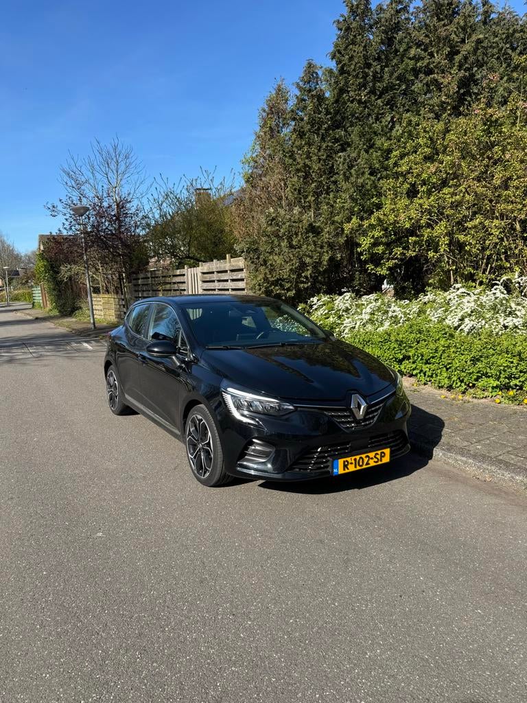 Renault Clio 1.6 E-tech Hybrid 140pk 2021 Zwart, Auto's, Renault, Zwart, 91 pk, 25 km/l, 900 kg