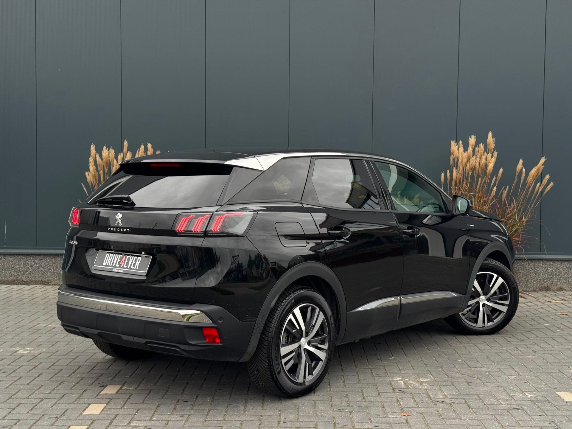 Peugeot 3008 1.6 HYbrid 225 Allure | Dodehoek | Camera | Sta, Auto's, Dealer onderhouden, Zwart, 4 cilinders, Met garantie (alle)