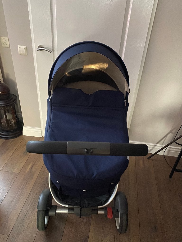Stokke kinderwagen, Zo goed als nieuw, Combiwagen, Verstelbare duwstang, Ophalen