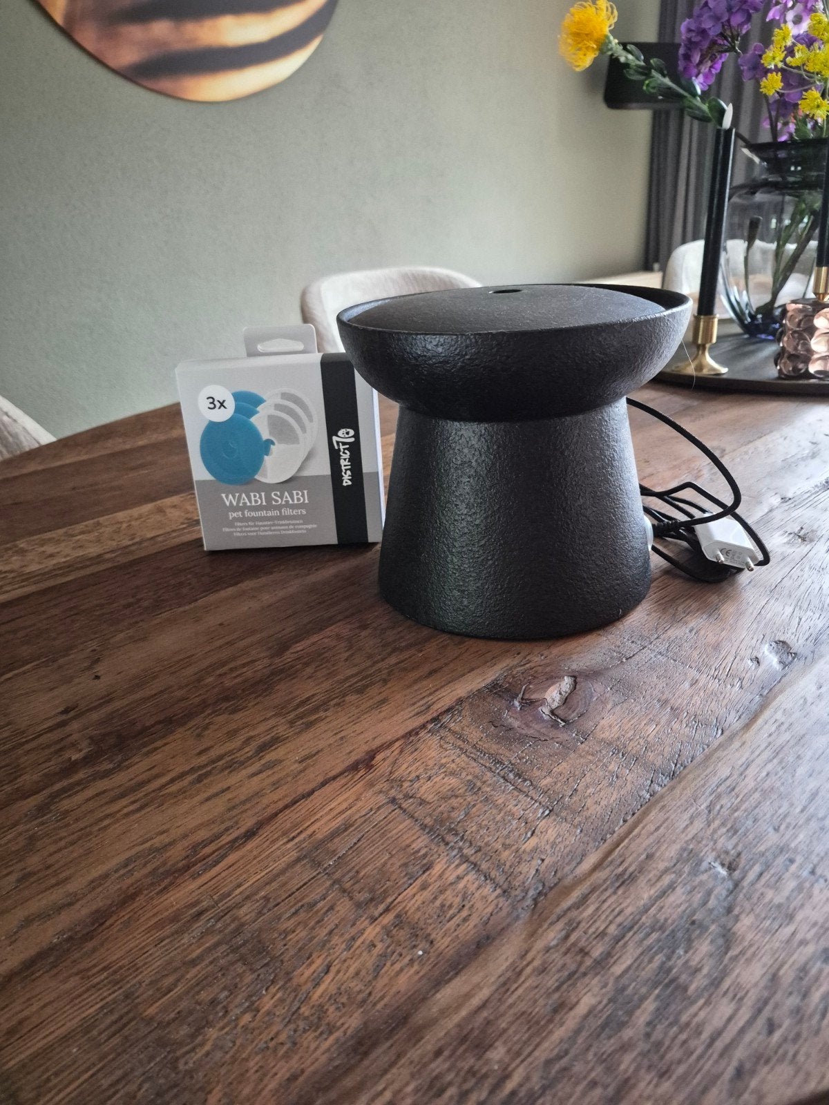 District 70 Wabi Sabi drinkfontein zwart + 3 nieuwe filters, Dieren en Toebehoren, Ophalen of Verzenden, Zo goed als nieuw