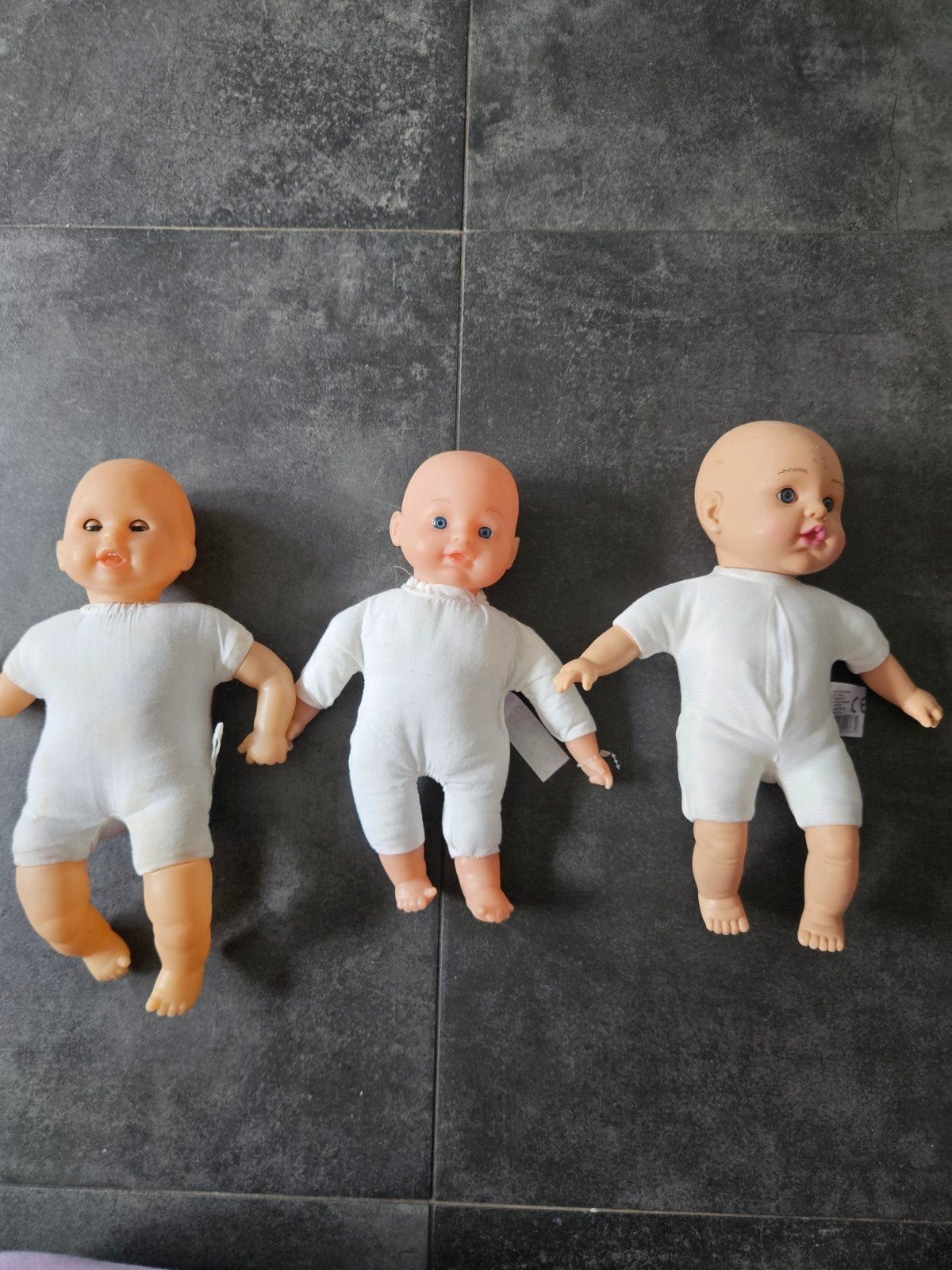 Gratis 3 poppen, Ophalen, Gebruikt, Babypop