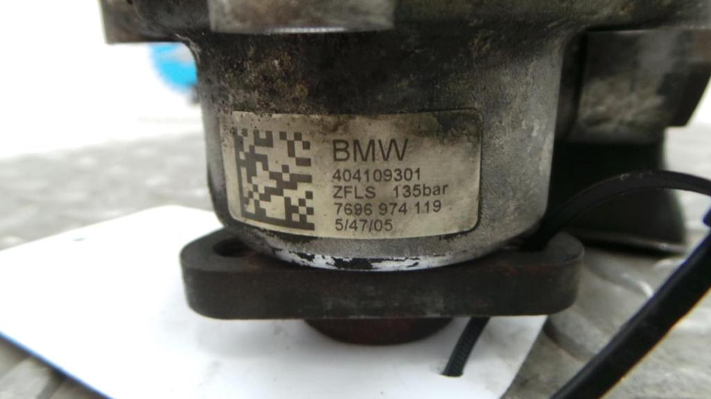BMW 3 SERIES 330D DYNAMIC EXEC. STUURPOMP 2006, Ophalen of Verzenden, Gebruikt, Stiba lid