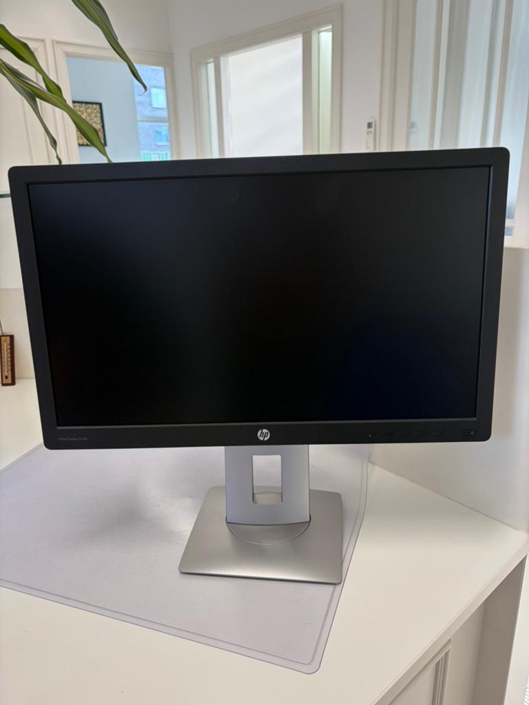 Diverse Monitoren Dell, Computers en Software, Monitoren, Ophalen, Zo goed als nieuw, Overige typen, Onbekend