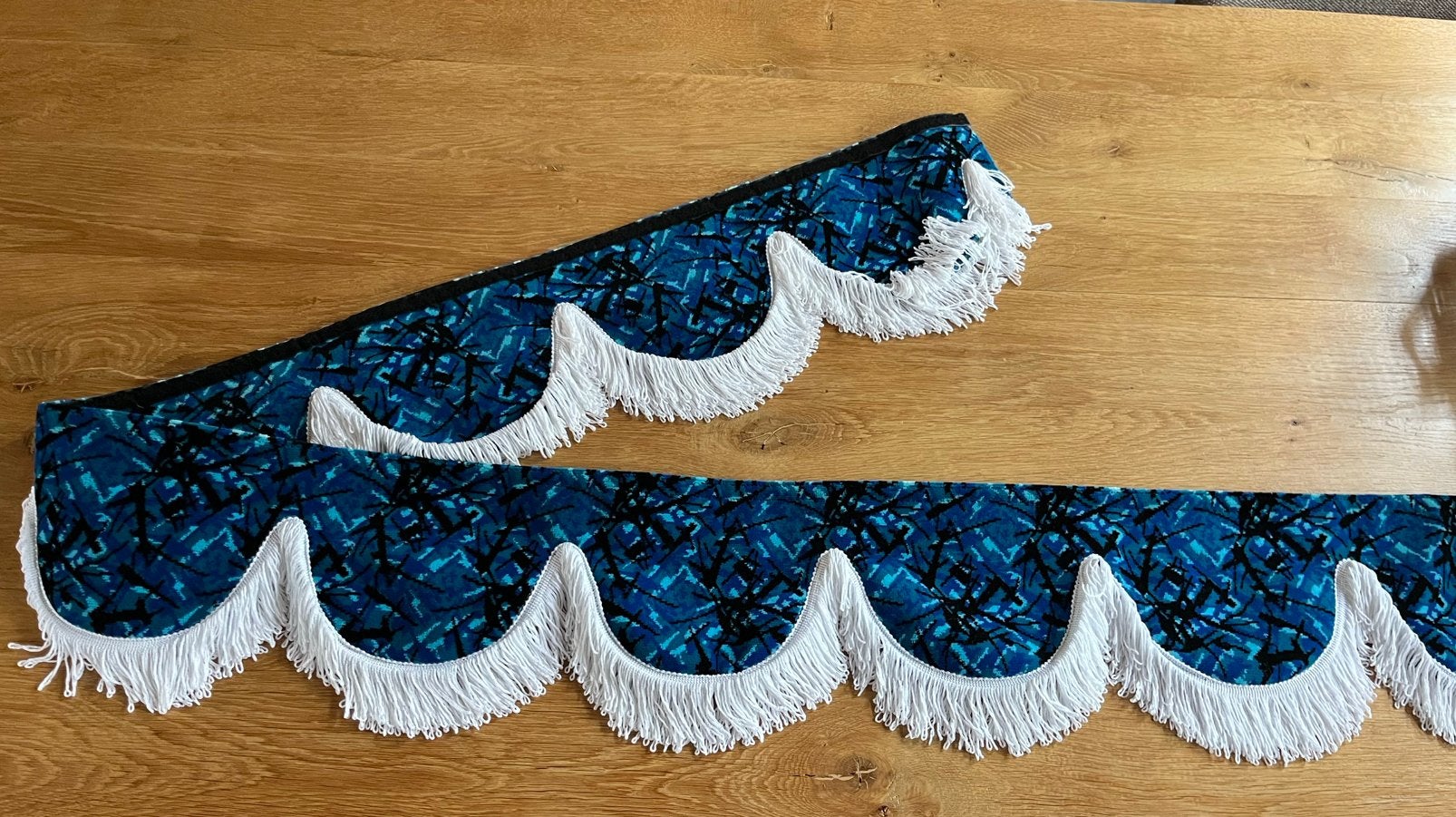 Deense pluche blauw raamband, Auto-onderdelen, Vrachtwagen-onderdelen, Ophalen of Verzenden, Nieuw, Overige merken, Interieur en Bekleding