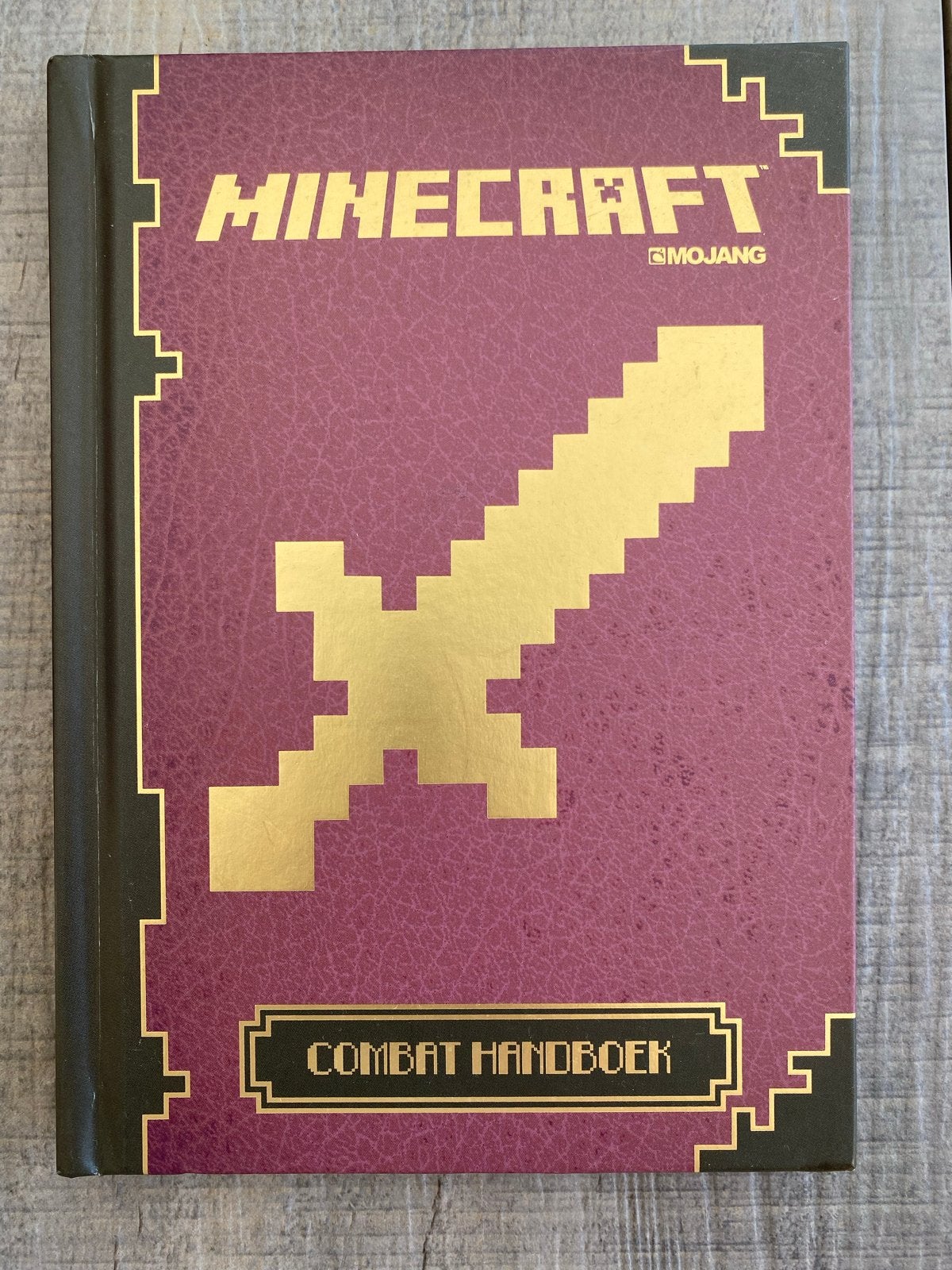 Minecraft Combat Handboek - Ongelezen Staat, Ophalen of Verzenden, Zo goed als nieuw