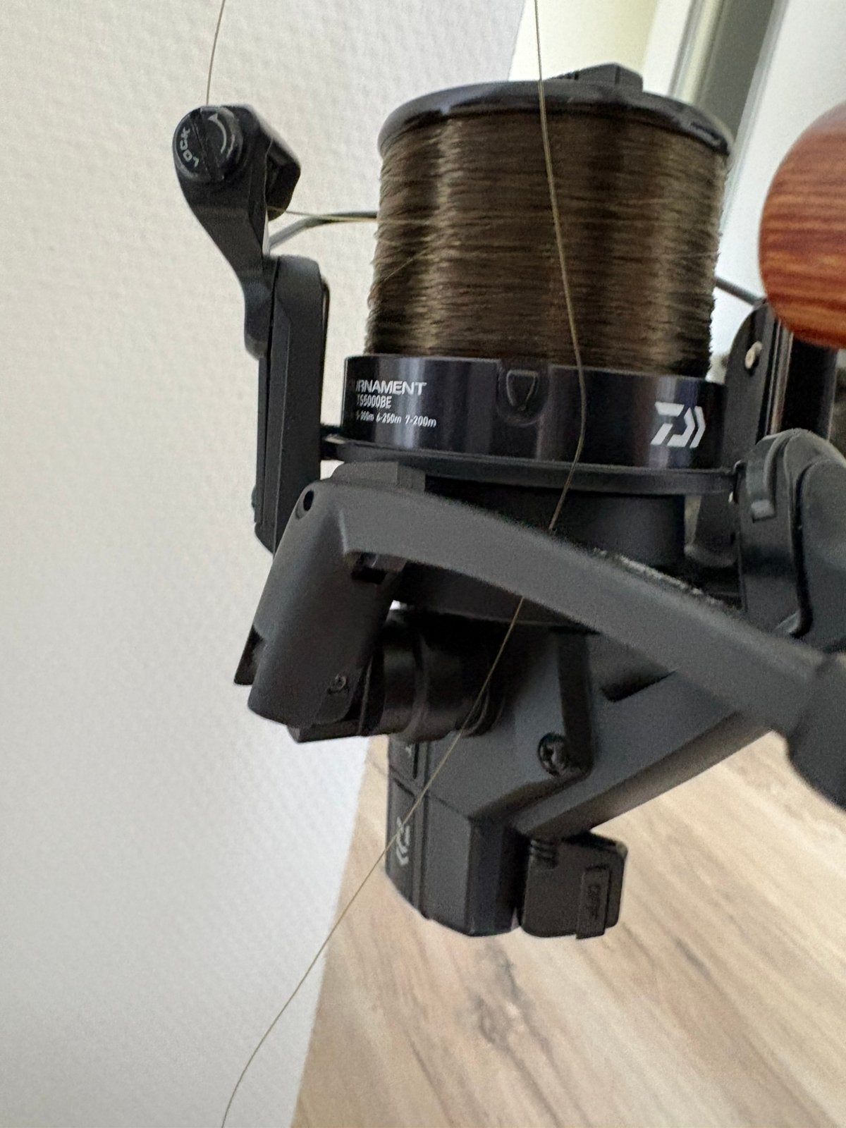 DAIWA TOURNAMENTS TS5000 BLACK EDITION, Ophalen, Zo goed als nieuw, Werphengel