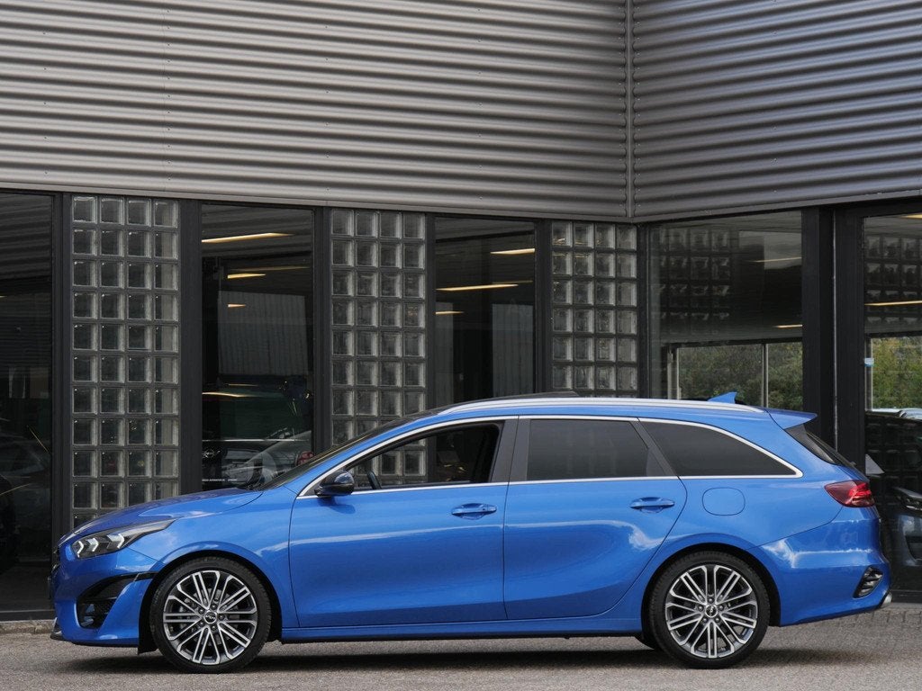 Kia Ceed Sportswagon 1.5T-GDi GT-PLUSLINE/ PANORAMADAK/ ELEK, Gebruikt, Euro 6, 4 cilinders, Alcantara