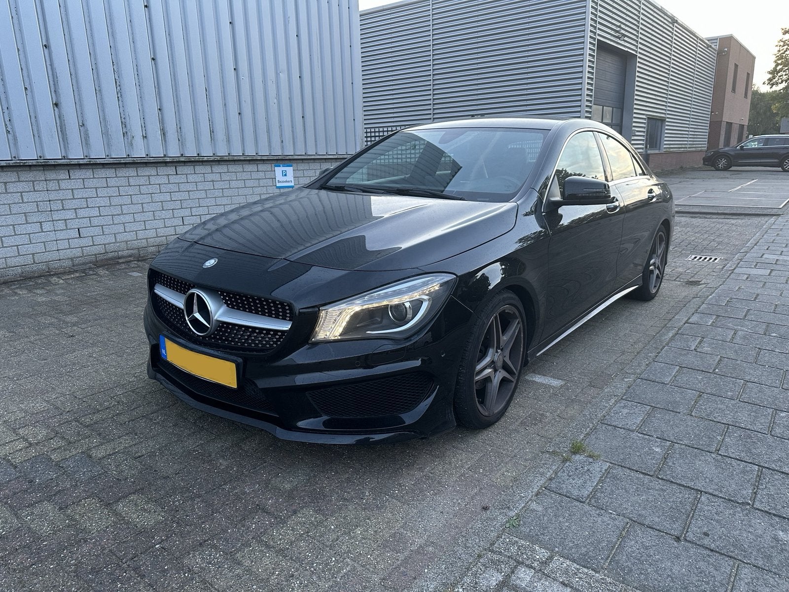 Mercedes-Benz AMG CLA180|Navi|LED|Alcantara|PDC|MFS, Auto's, Automaat, CLA, Achterwielaandrijving, 4 cilinders