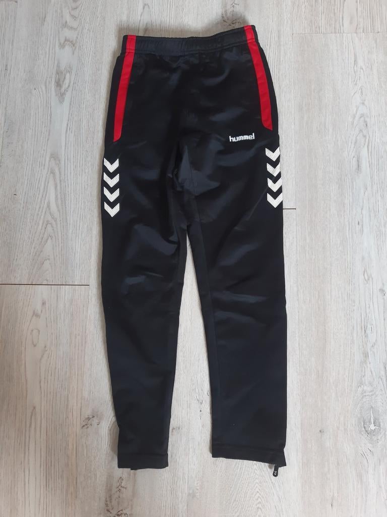 Hummel trainingsbroek maat 140, Gebruikt, Jongen of Meisje, Sport- of Zwemkleding, Ophalen of Verzenden