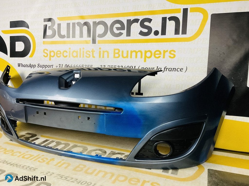 BUMPER Renault Twingo 2 Facelift 2011-2014 VOORBUMPER 2-F3-6, Bumper