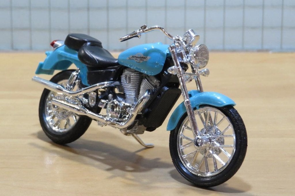 Honda VT1100c c2 Shadow 1:18 blister, MayCheong, Maisto, Nieuw, Ophalen of Verzenden