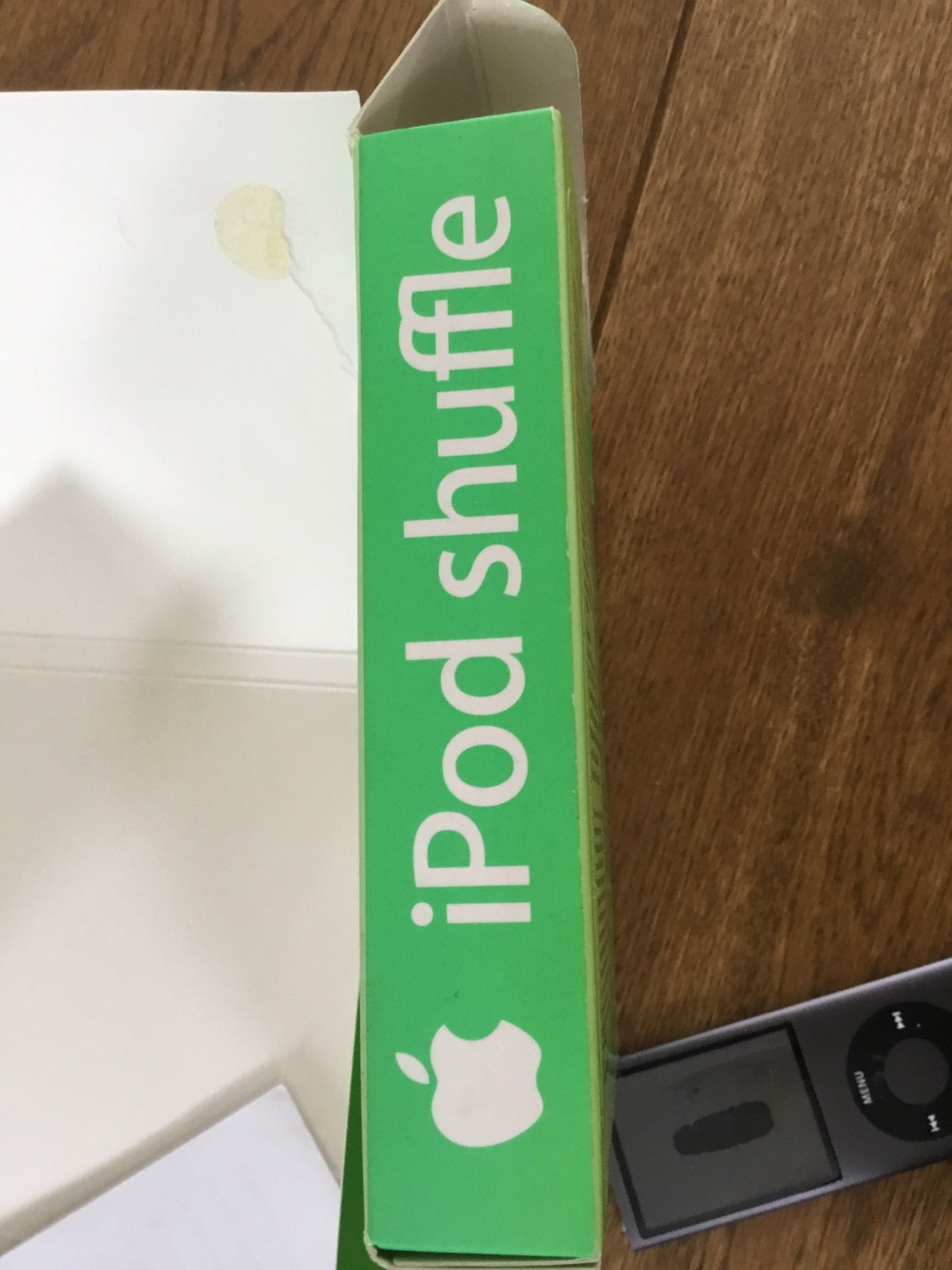 Apple iPod Shuffle 512MB (1e generatie) met accessoires, Ophalen, Gebruikt, Shuffle, Zwart
