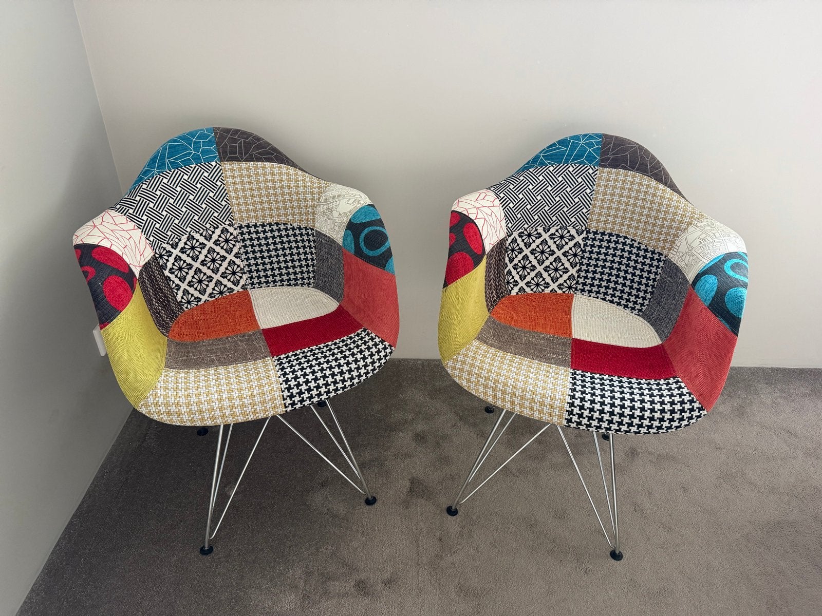 Set van 2 Patchwork Eetkamerstoelen - Design Stoelen, Huis en Inrichting, Stoelen, Ophalen, Kunststof, Twee, Overige kleuren