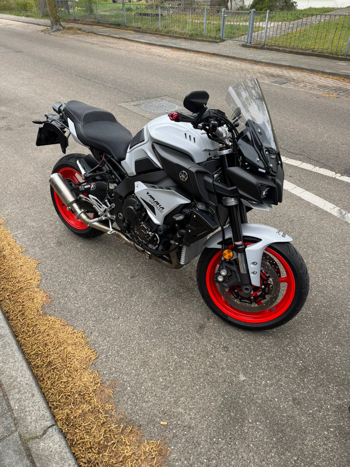 Zeer Nette Yamaha mt-10 tekoop! Mt09 mt10 mt07 NL, Motoren, Occasion, 4 cilinders, Motorrijbewijs A, Particulier