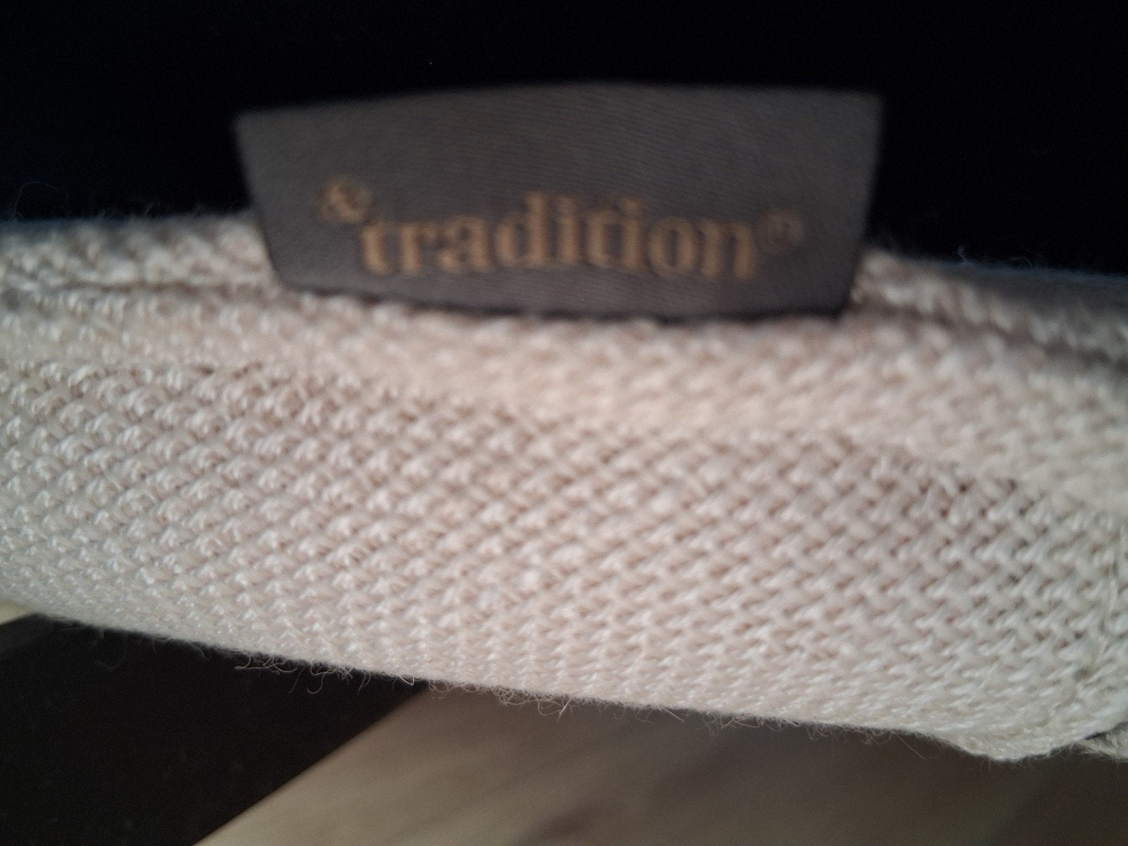 Stijlvolle &Tradition tweezitsbank - Zo goed als nieuw, Ophalen, Modern, Scandinavisch, 150 tot 200 cm, Tweepersoons