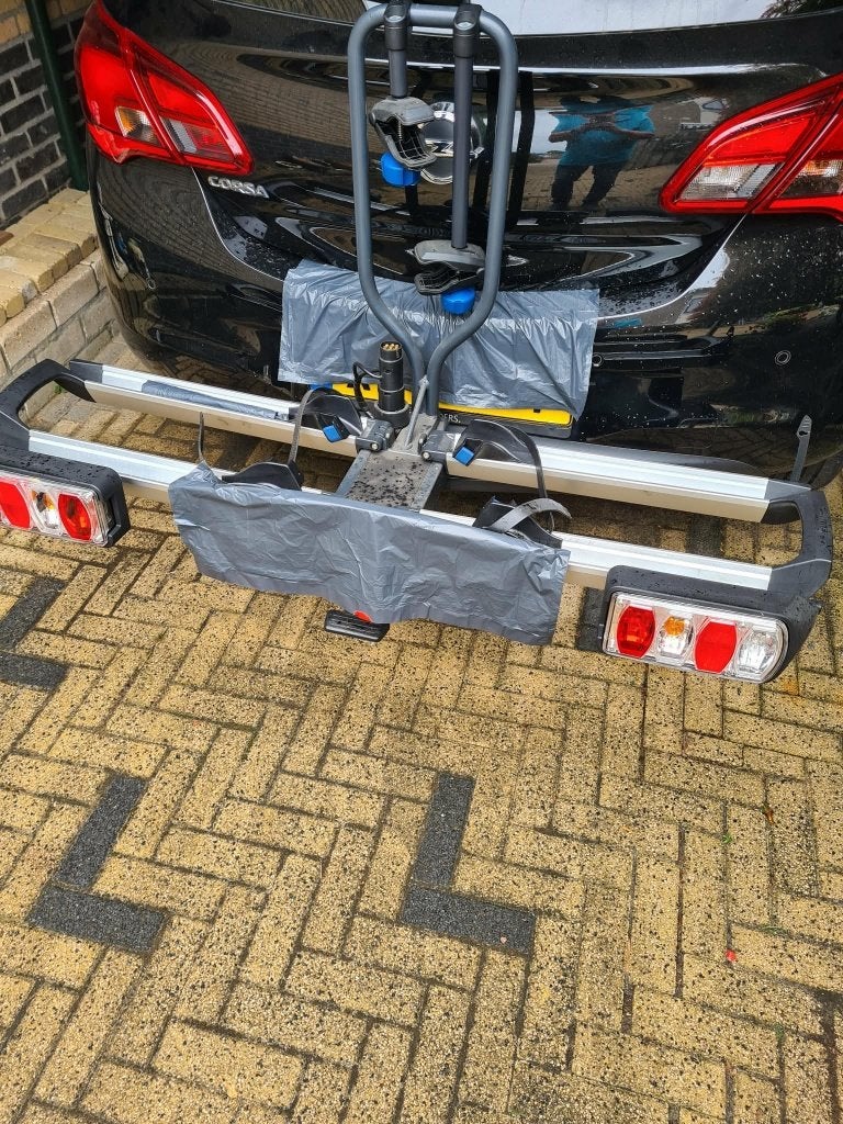fietsendrager, Ophalen, Gebruikt, 2 fietsen, Trekhaakdrager