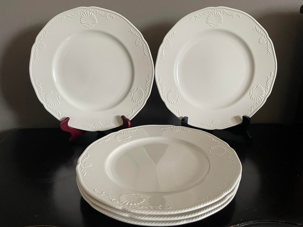 5 South Hampton witte MIKASA Dinerborden, Huis en Inrichting, Keuken | Servies, Ophalen of Verzenden, Porselein, Overige stijlen