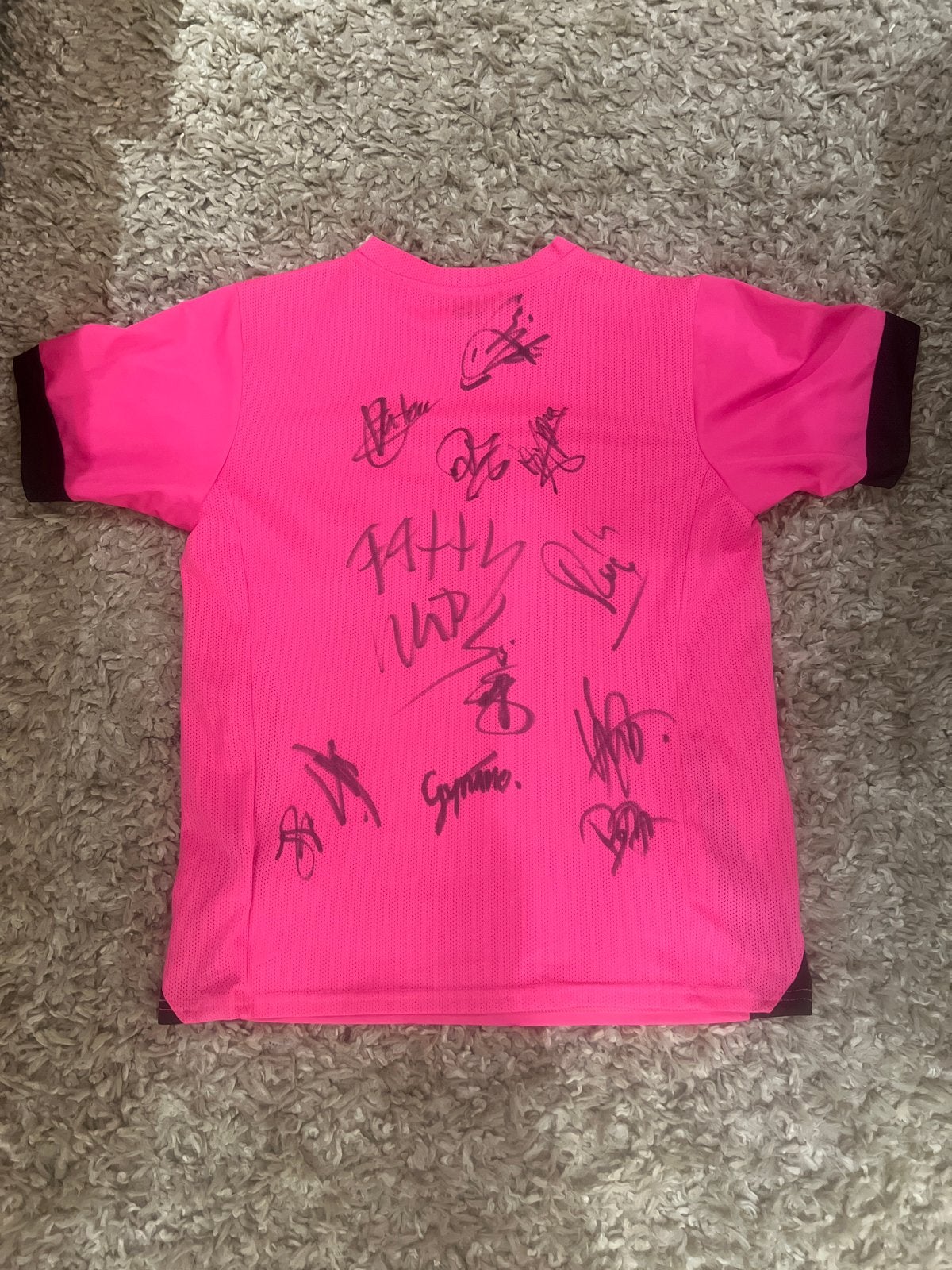 Gesigneerd Creators FC Shirt Roze, Maat S, Ophalen of Verzenden, Zo goed als nieuw, Shirt