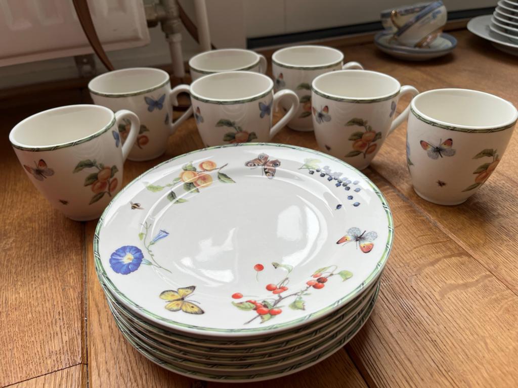 Janneke Binkman 6 gebaksbordjes en 7 bekers, Huis en Inrichting, Keuken | Servies, Keramiek, Ophalen of Verzenden, Zo goed als nieuw
