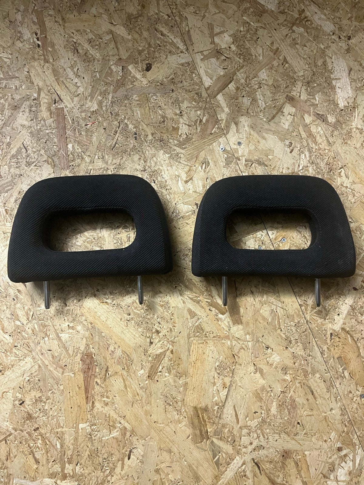 Hoofdsteunen achter Honda Civic hatchback 91, Ophalen of Verzenden, Gebruikt, Universele onderdelen