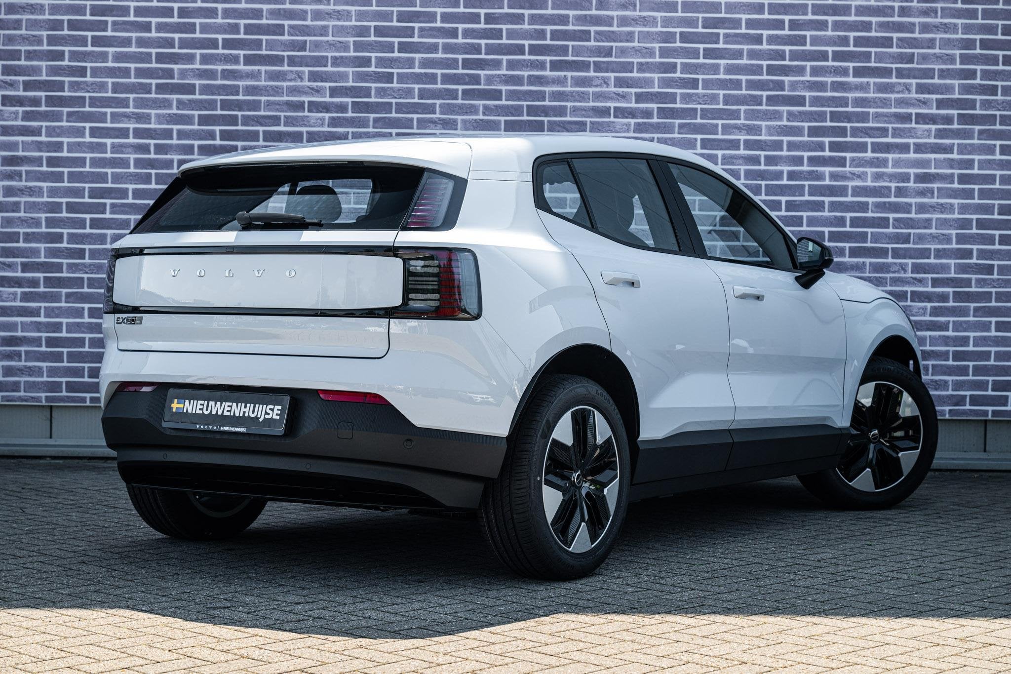Volvo EX30 P3 Long Range Plus Europa 69 kWh | Google | Long, Auto's, Automaat, Achterwielaandrijving, Blauw, Leder en Stof