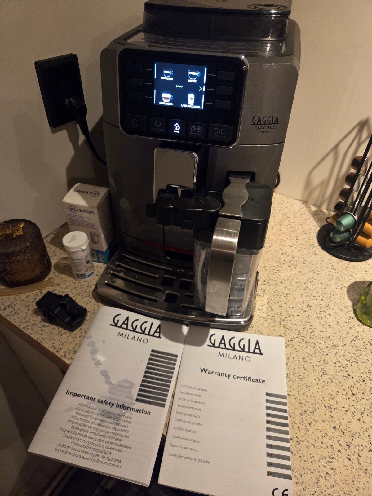 Gaggia Cadorna Prestige volautomatische espressomachine, Espresso apparaat, 10 kopjes of meer, Zo goed als nieuw, Afneembaar waterreservoir