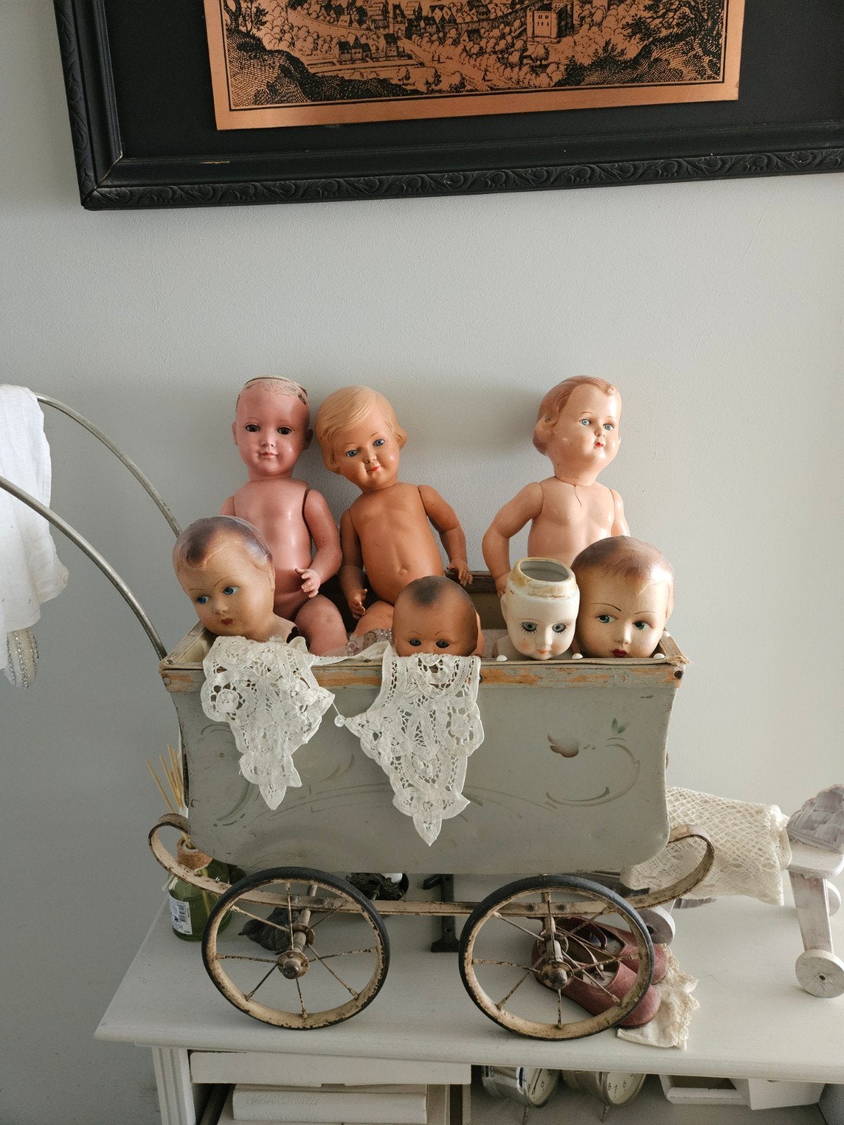 Antieke poppenwagen en poppen-(onderdelen) - Unieke verzamel, Verzamelen, Ophalen, Gebruikt, Babypop