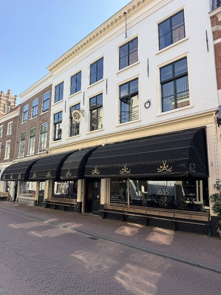 4 Zwarte Automatische Zonneschermen met Afstandsbediening, Tuin en Terras, Zonneschermen, Ophalen, Gebruikt, 450 cm of meer, Elektrisch