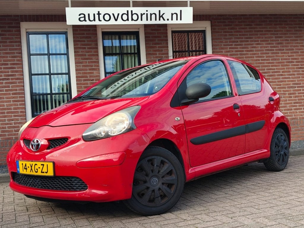 Toyota Aygo 1.0-12V, KOPPELING VV (bj 2007), Auto's, Voorwielaandrijving, Gebruikt, 4 stoelen, 68 pk