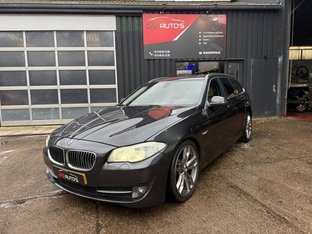 BMW 5-serie Touring 528i 6-Cilinder High Executive, Auto's, Achterwielaandrijving, Gebruikt, 2000 kg, 259 pk