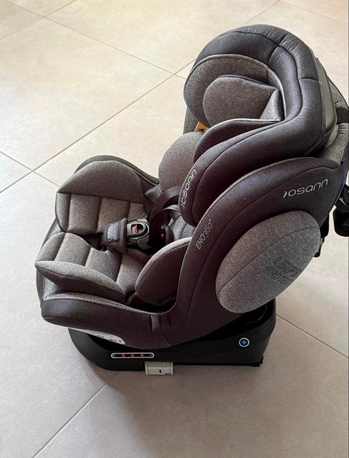 Zo goed als nieuwe autostoel - Osann Eno360, Kinderen en Baby's, Autostoeltjes, Verstelbare rugleuning, Zo goed als nieuw, Isofix
