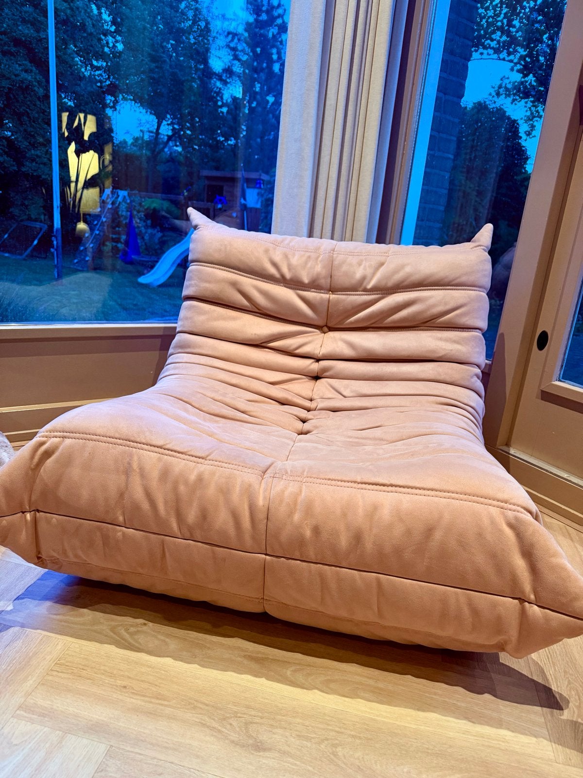 Ligne Roset Togo fauteuil - licht Roze, Ophalen, Gebruikt, 100 tot 125 cm, 75 tot 100 cm