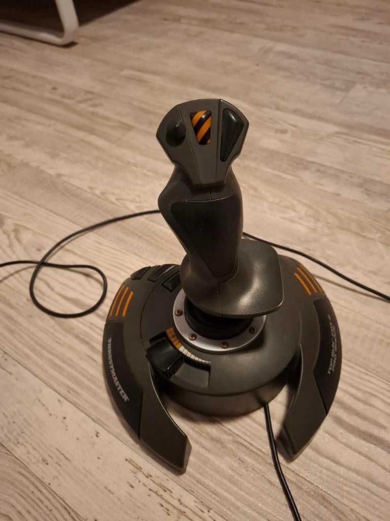 Thrustmaster Top Gun Fox 2 Pro Joystick, Ophalen