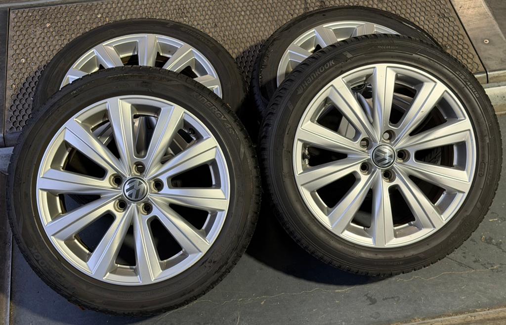 Originele VW Polo velgenset 16 Inch 5x100 met banden, Auto-onderdelen, Banden en Velgen, 16 inch, Banden en Velgen, Ophalen of Verzenden