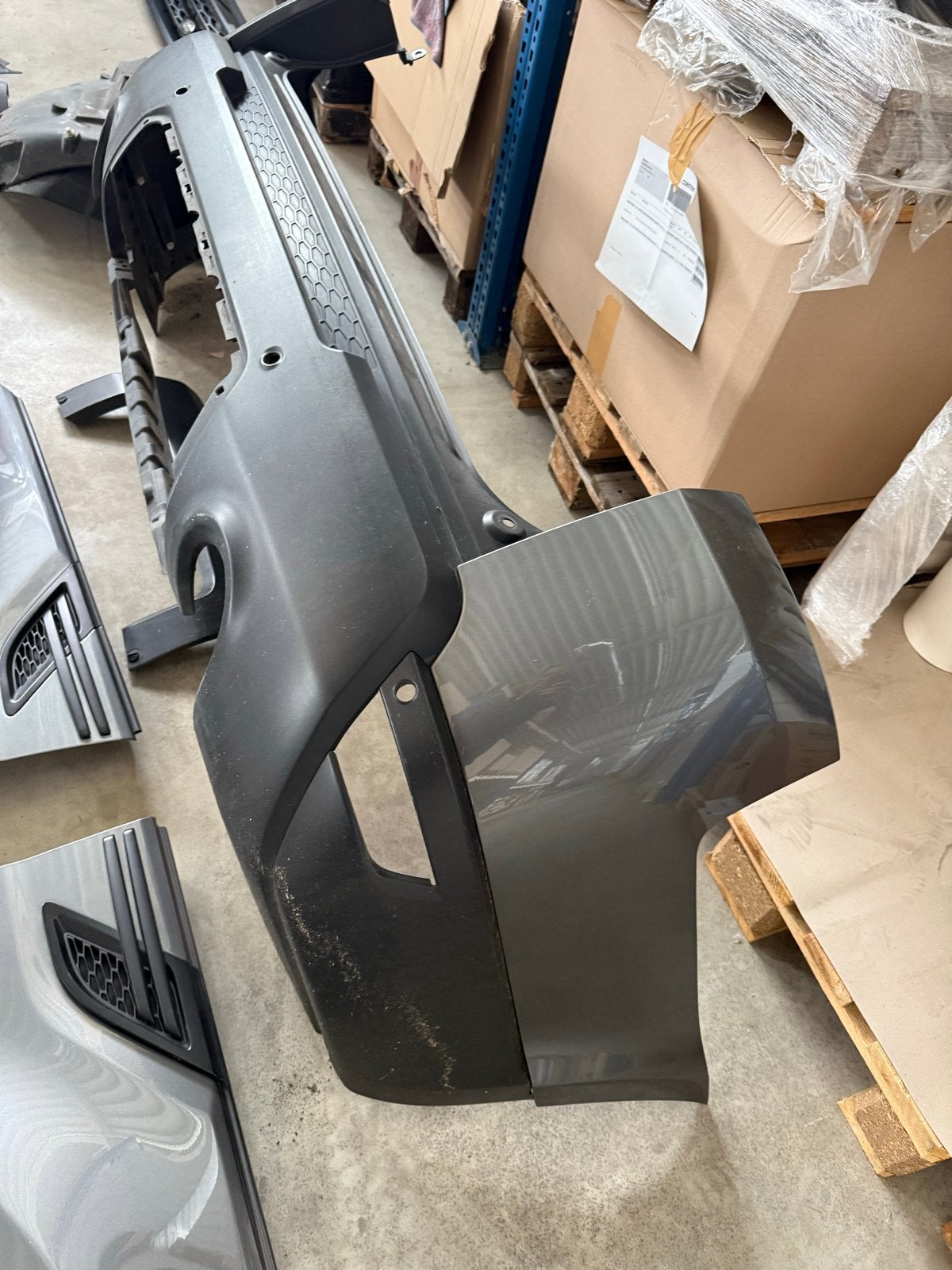 Achterbumper Range Rover Sport L494 2016 - Nette staat, Ophalen, Achter, Bumper, Gebruikt