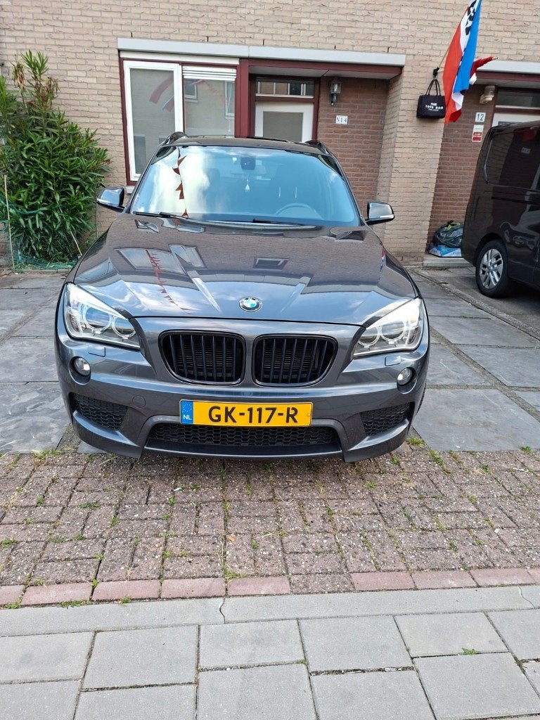 BMW X1 2.0 Sdrive 20I AUT 2015 Grijs, Auto's, BMW, Particulier, X1, ABS, Adaptive Cruise Control, Airbags, Airconditioning, Android Auto